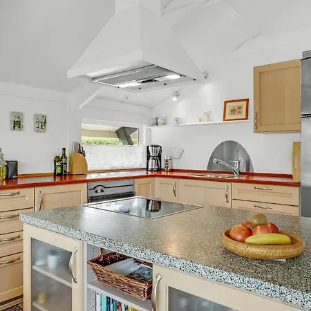 Two-bedroom In Hejls